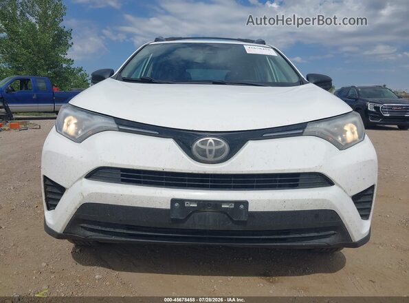 JTMBFREV2HJ705422 2017 TOYOTA RAV4 Белый Вид задней части салона