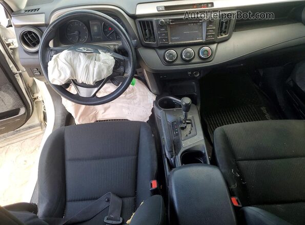 JTMBFREV3HJ159391 2017 TOYOTA RAV4 White Vista del salpicadero