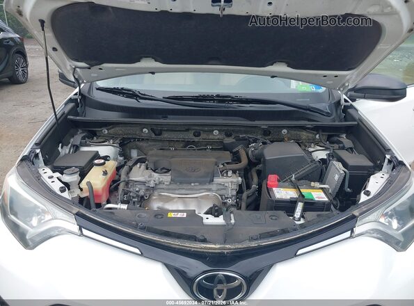 JTMBFREV3JJ246729 2018 TOYOTA RAV4 White უკანა ხედი