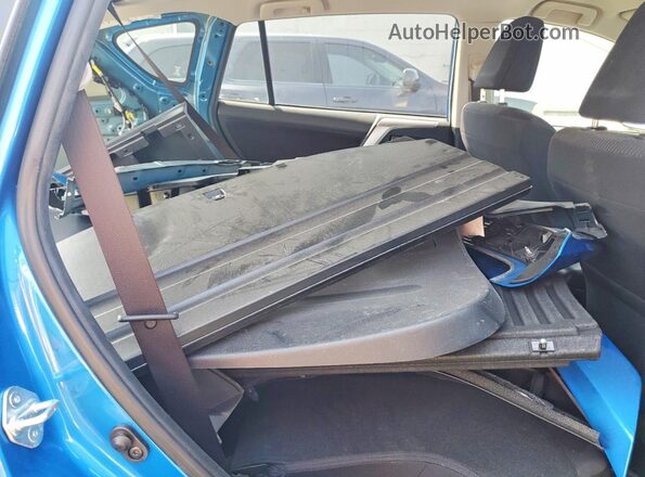 JTMBFREV4HJ156984 2017 TOYOTA RAV4 Blue უკანა სალონის ხედი