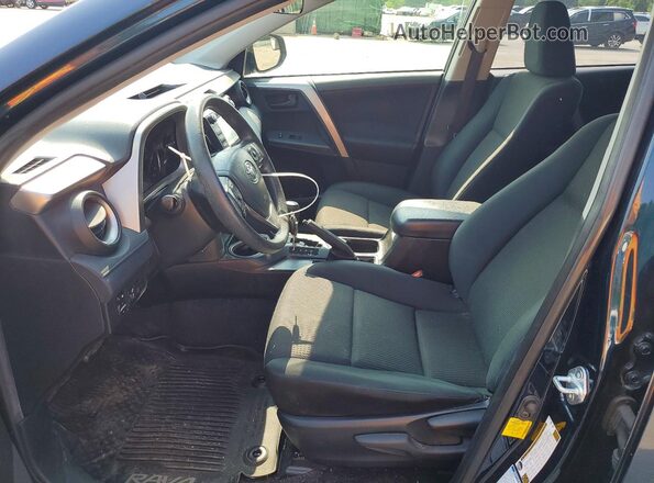 JTMBFREV4JJ747645 2018 TOYOTA RAV4 Blue Вид салону спереду