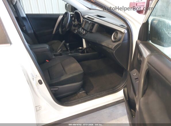 JTMBFREV5HJ703339 2017 TOYOTA RAV4 White წინა სალონის ხედი