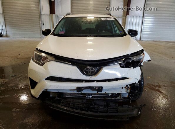 JTMBFREV6JJ186834 2018 TOYOTA RAV4 White Front view