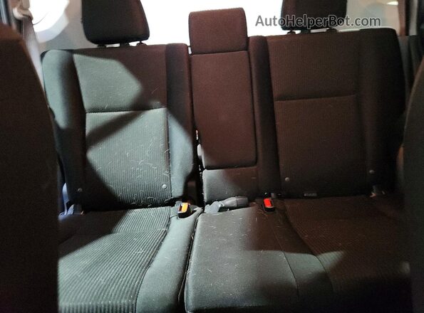 JTMBFREV8HJ139167 2017 TOYOTA RAV4 Серый Вид задних сидений
