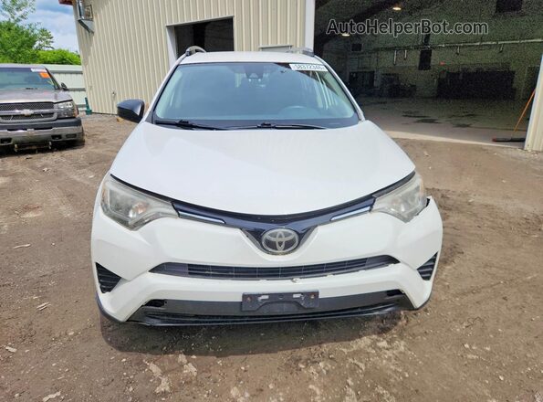 JTMBFREV8HJ710608 2017 TOYOTA RAV4 White Front view