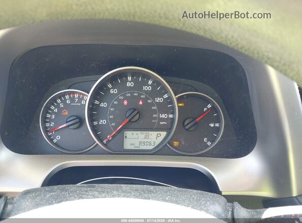 JTMBFREV9GJ086042 2016 TOYOTA RAV4 Gray Vista de los asientos traseros