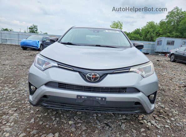 JTMBFREV9JJ211886 2018 TOYOTA RAV4 Gray Widok z przodu