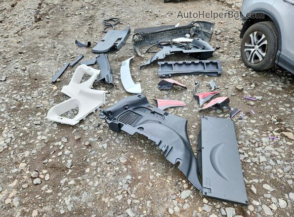 JTMBFREV9JJ211886 2018 TOYOTA RAV4 Gray Widok naklejki z numerem VIN