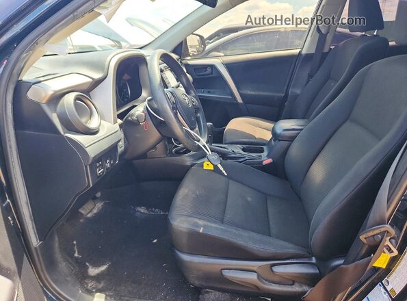 JTMBFREV9JJ735829 2018 TOYOTA RAV4 Blue Front interior view