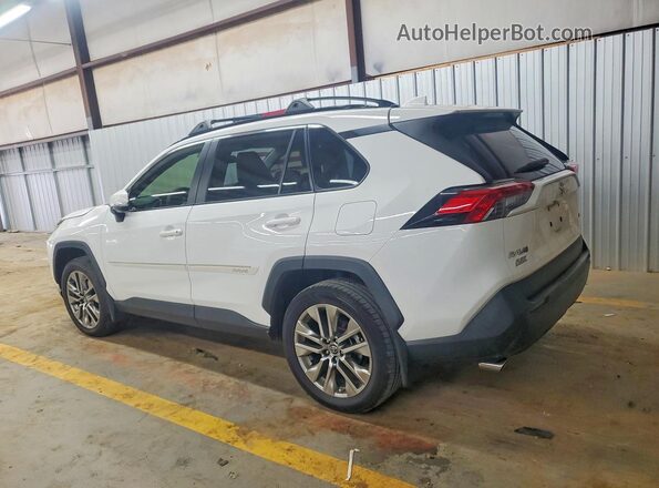 JTMC1RFV0KD017118 2019 TOYOTA RAV4 White Rear left