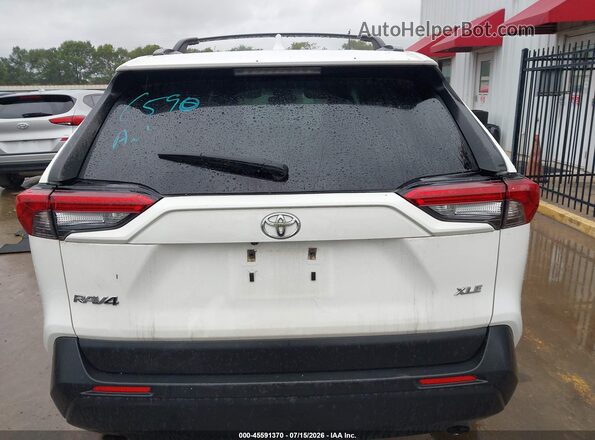 JTMC1RFV2KD509746 2019 TOYOTA RAV4 White 