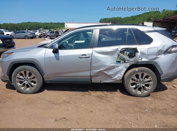 JTMC1RFV3LD055539 2020 TOYOTA RAV4 Серебряный Вид спереди