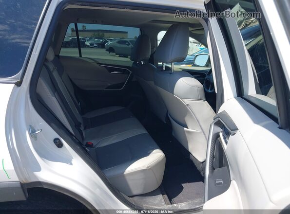 JTMC1RFV3LD517615 2020 TOYOTA RAV4 White VIN sticker view