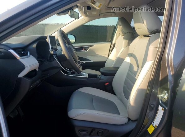 JTMC1RFV4PD099703 2023 TOYOTA RAV4 Gray Вид салону спереду