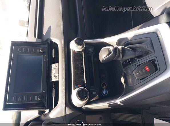 JTMC1RFV5LJ021667 2020 TOYOTA RAV4 Silver Vista del salpicadero
