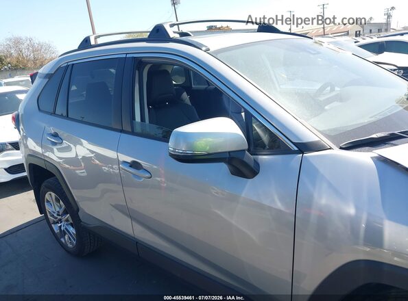 JTMC1RFV5LJ021667 2020 TOYOTA RAV4 Silver Vista interior de 360 grados