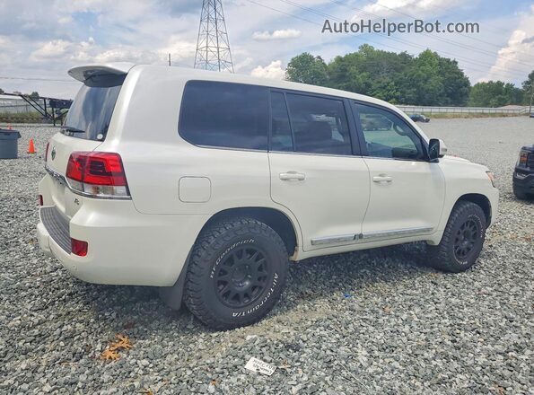 JTMCY7AJ2G4047569 2016 TOYOTA LAND White Trasero derecho