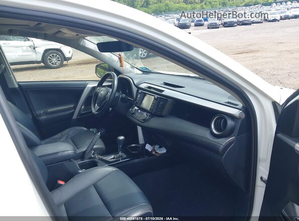 JTMDFREV4HJ711926 2017 TOYOTA RAV4 White Vista interior delantera