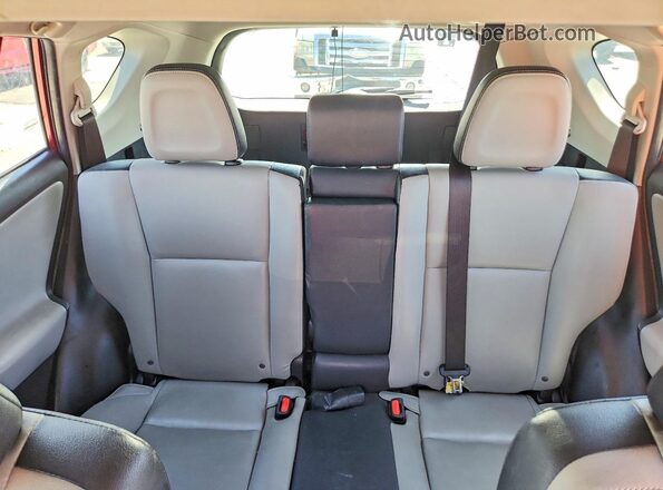 JTMDFREV7JD239189 2018 TOYOTA RAV4 Burgundy Widok tylnych siedzeń