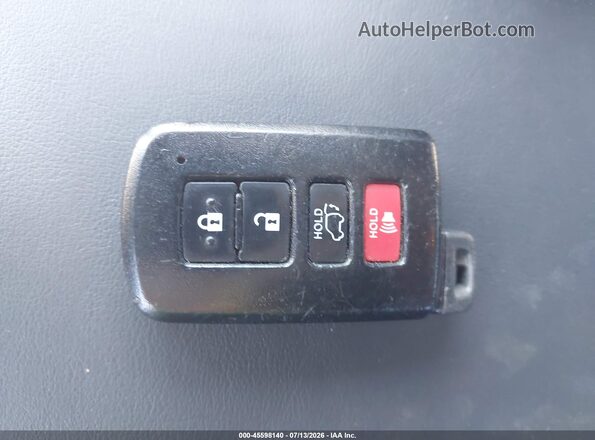 JTMDFREV8GJ077373 2016 TOYOTA RAV4 Gray Widok deski rozdzielczej
