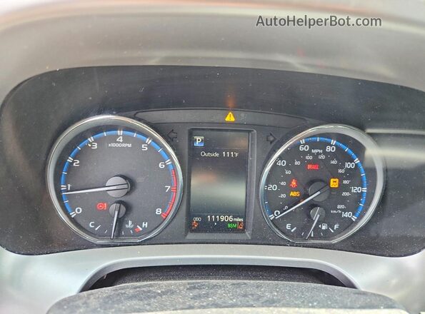 JTMDFREVXJJ226616 2018 TOYOTA RAV4 Silver ხელსაწყოთა პანელის ხედი