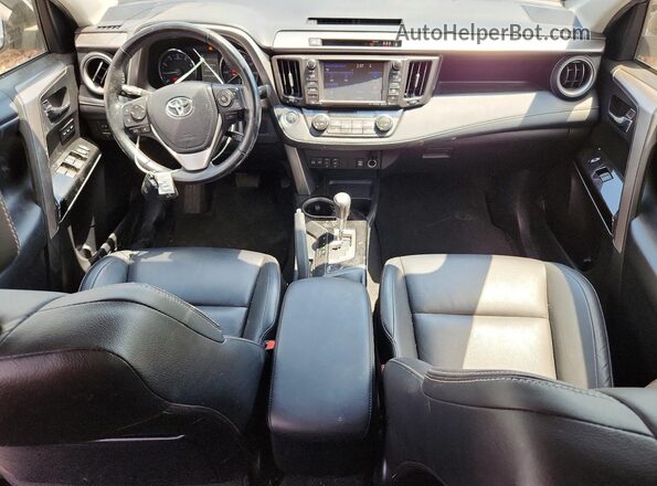 JTMDFREVXJJ226616 2018 TOYOTA RAV4 Silver წინა პანელის ხედი