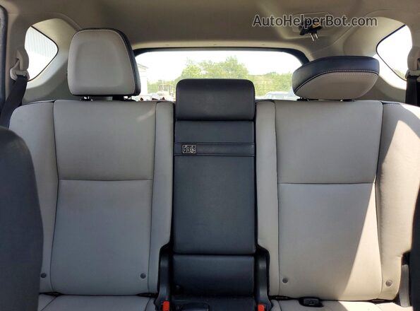 JTMDJREV0HD107903 2017 TOYOTA RAV4 Silver Rear seats view