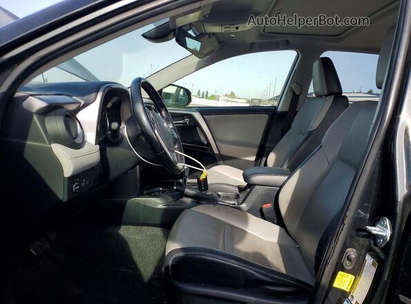JTMDJREV0HD109702 2017 TOYOTA RAV4 Угольный Вид салона спереди