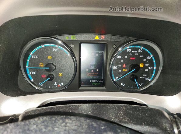 JTMDJREV4JD184960 2018 TOYOTA RAV4 Silver Սարքավորումների վահանակի տեսք