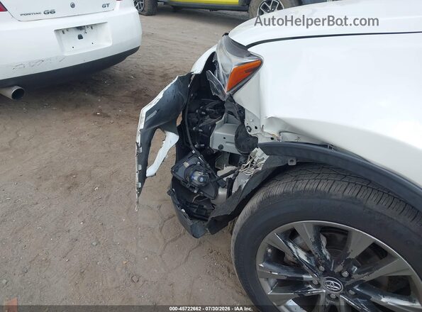 JTMDJREVXJD249262 2018 TOYOTA RAV4 HYBRID White Դիմացի տեսք