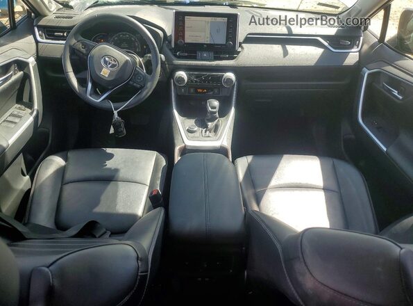 JTMDWRFV7KD514267 2019 TOYOTA RAV4 Silver Widok deski rozdzielczej
