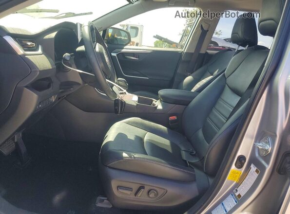 JTMDWRFV7KD514267 2019 TOYOTA RAV4 Silver Widok wnętrza z przodu