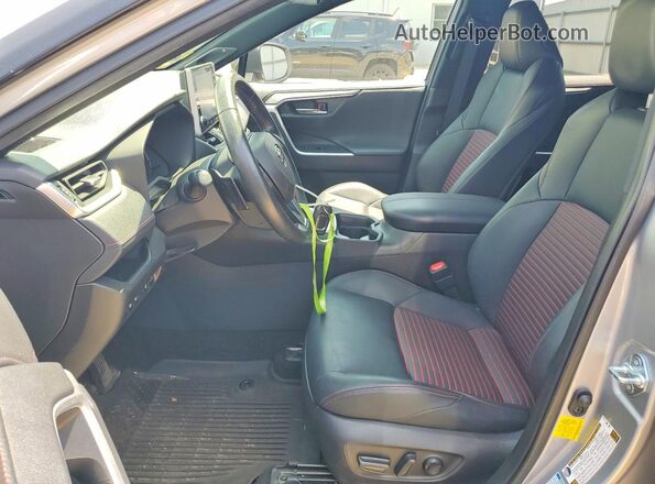 JTMEB3FV2MD073809 2021 TOYOTA RAV4 Silver Widok wnętrza z przodu