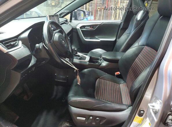 JTMEB3FV4MD017841 2021 TOYOTA RAV4 Silver Front interior view