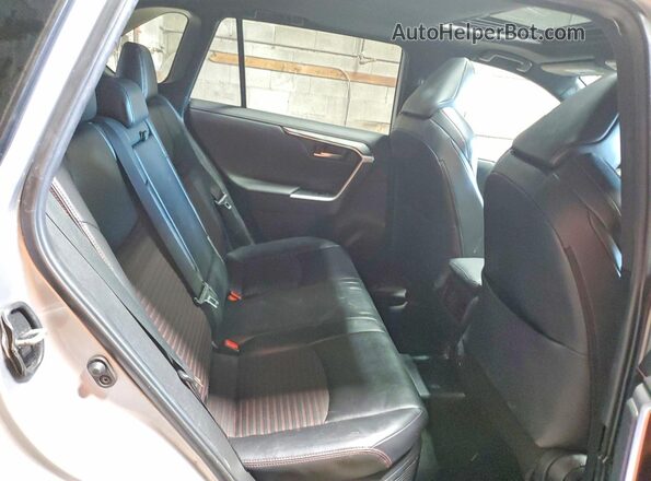 JTMEB3FV4MD017841 2021 TOYOTA RAV4 Silver Rear interior view