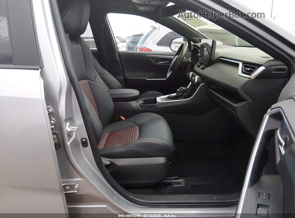 JTMEB3FV7PD158746 2023 TOYOTA RAV4 PRIME Silver Widok wnętrza z przodu
