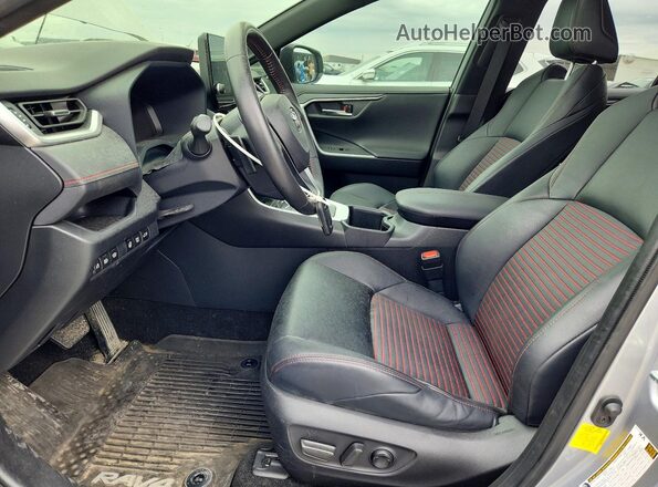 JTMEB3FV8PD112519 2023 TOYOTA RAV4 Silver Front interior view
