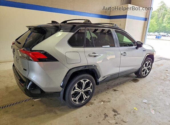 JTMEB3FVXND075454 2022 TOYOTA RAV4 Silver Հետևի աջ