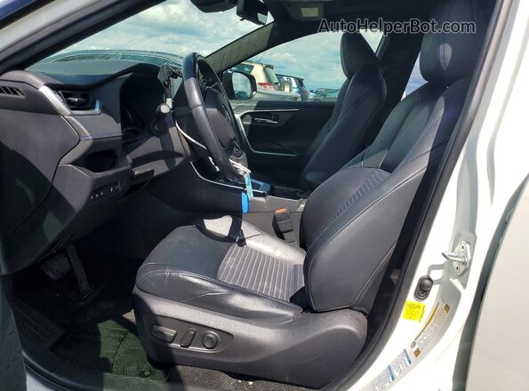 JTMEWRFV9KJ023477 2019 TOYOTA RAV4 White Widok wnętrza z przodu