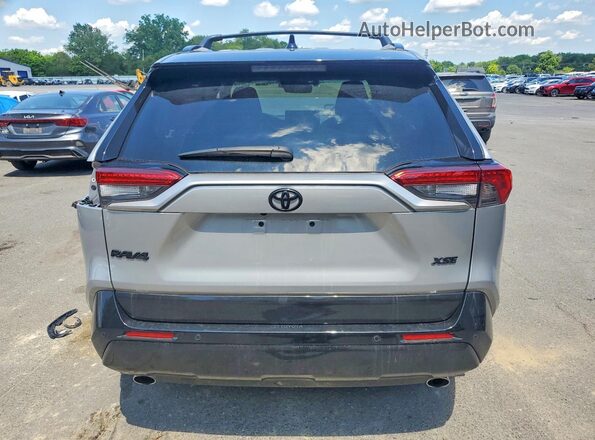 JTMFB3FV9RD183963 2024 TOYOTA RAV4 Silver Widok z tyłu