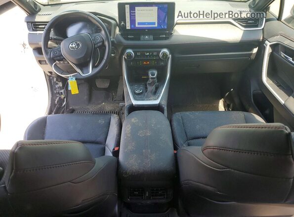 JTMFB3FV9RD183963 2024 TOYOTA RAV4 Silver Widok deski rozdzielczej