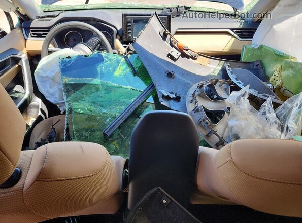 JTMG1RFVXLD047777 2020 TOYOTA RAV4 Черный Вид панели приборов