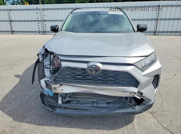 JTMH1RFV5KJ007126 2019 TOYOTA RAV4 Silver Вид спереду