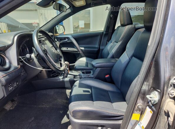 JTMJFREV1HD213040 2017 TOYOTA RAV4 Gray Вид салону спереду