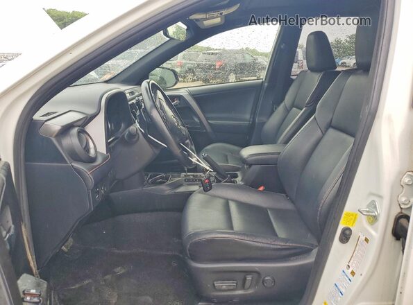 JTMJFREV2HJ174525 2017 TOYOTA RAV4 White Vista interior delantera