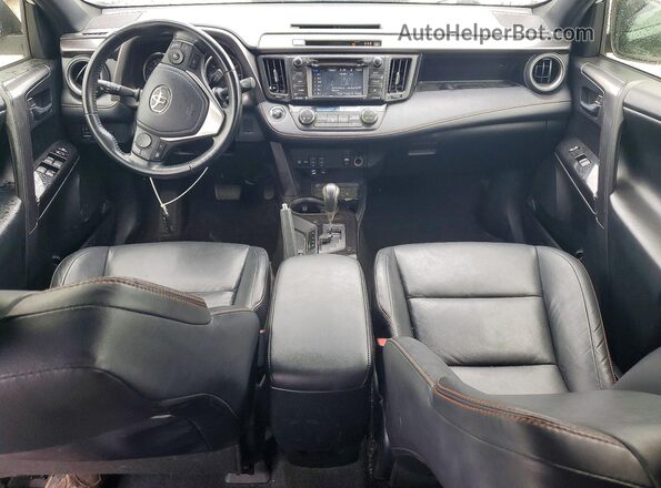JTMJFREV2HJ174525 2017 TOYOTA RAV4 White Vista del salpicadero