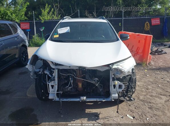 JTMJFREV6HD204950 2017 TOYOTA RAV4 White Widok wnętrza z tyłu