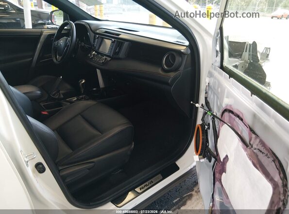 JTMJFREV9HJ162436 2017 TOYOTA RAV4 White Vista interior delantera