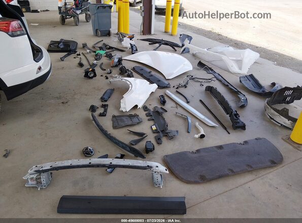 JTMJFREV9HJ162436 2017 TOYOTA RAV4 White Vista del cuadro de instrumentos