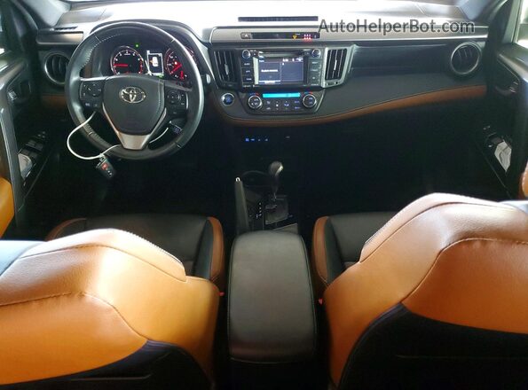 JTMJFREV9JJ235858 2018 TOYOTA RAV4 Silver Dashboard view